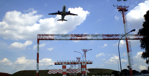 Imagem de Ministro descarta conceder Congonhas e Santos Dumont ao setor privado